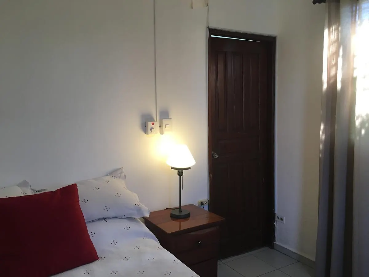 Estudio Coquero En Zona Residencial Santo Domingo